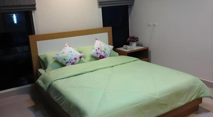 Bed in Ipremium Sukhumvit 81 Hotel