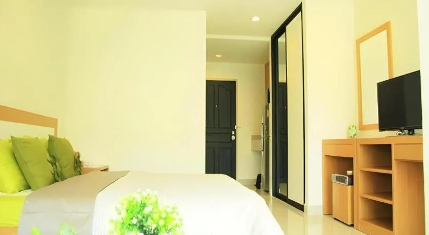 Bed in Ipremium Sukhumvit 81 Hotel
