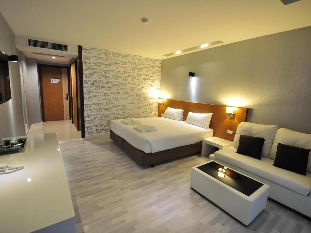 Bed in Tanzeno Hotel