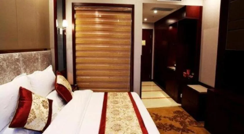 Bed in GreenTree Eastern Zigong Huashang International City Huichuan Road Hotel