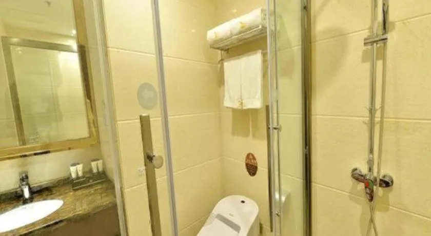 GreenTree Eastern Zigong Huashang International City Huichuan Road Hotel