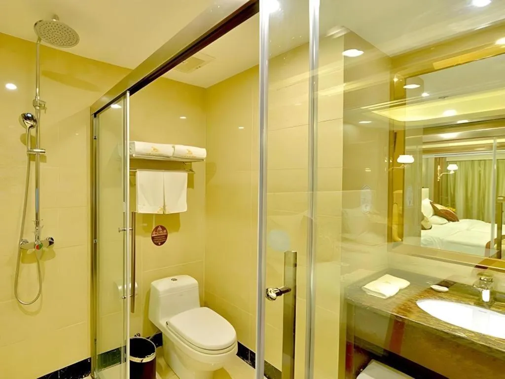 GreenTree Eastern Zigong Huashang International City Huichuan Road Hotel