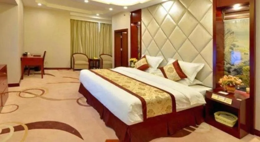 Bed in GreenTree Eastern Zigong Huashang International City Huichuan Road Hotel