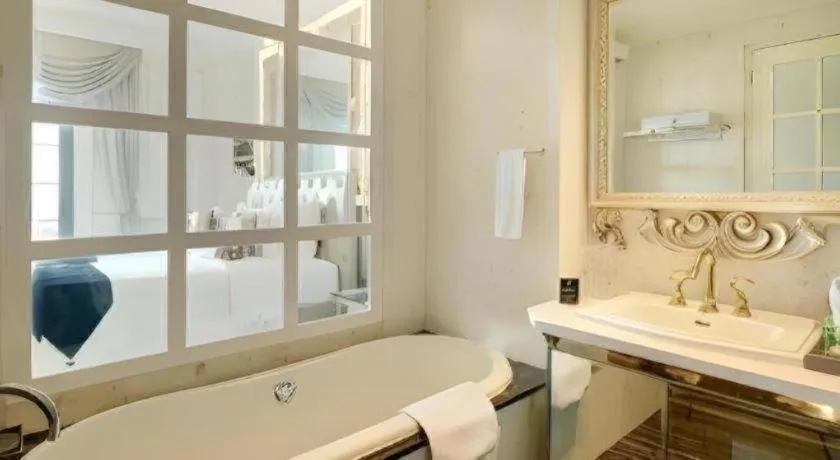 Lafayette Boutique Hotel