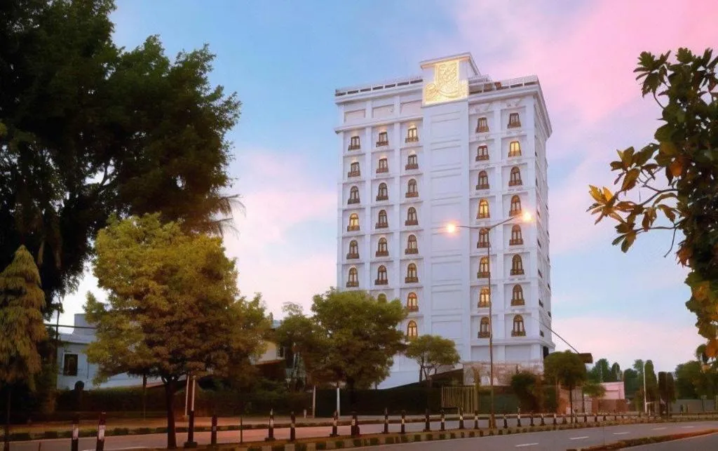 Lafayette Boutique Hotel