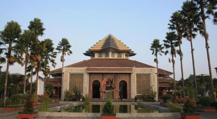 Lafayette Boutique Hotel