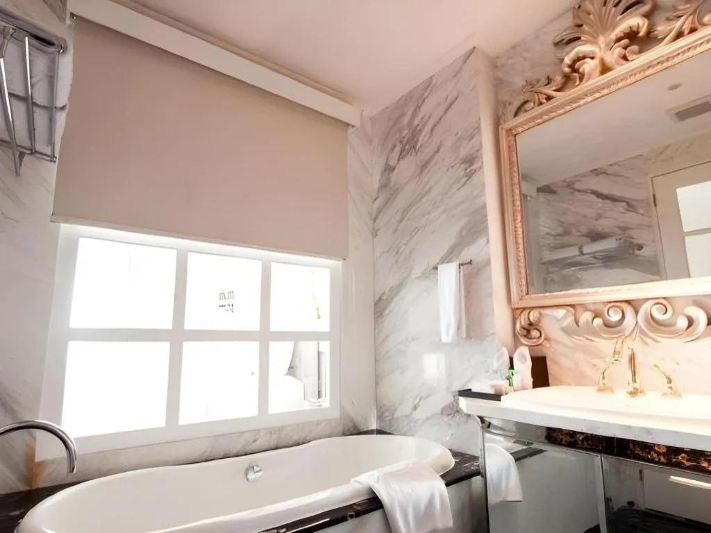 Lafayette Boutique Hotel