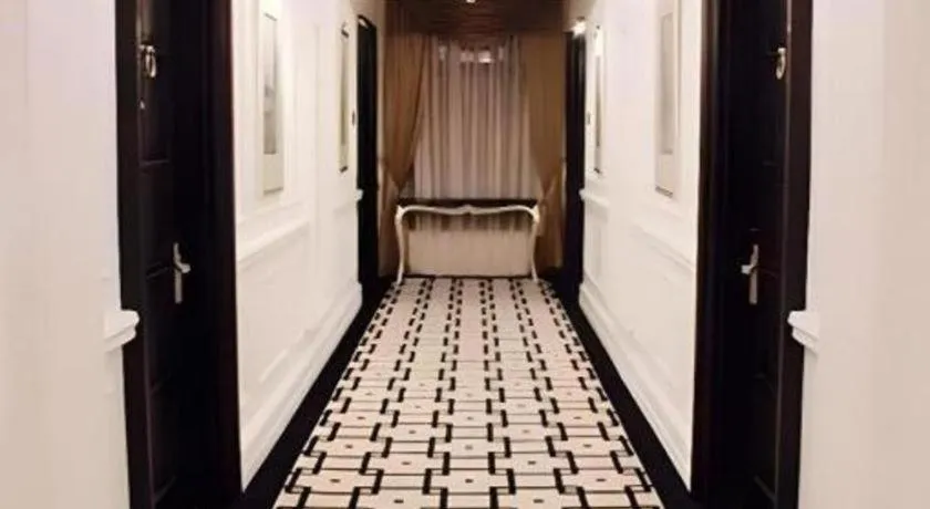 Lafayette Boutique Hotel