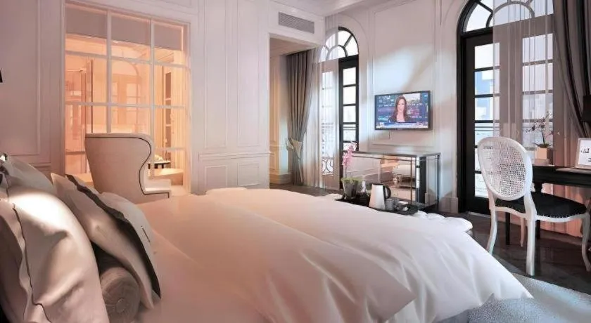 Bed in Lafayette Boutique Hotel