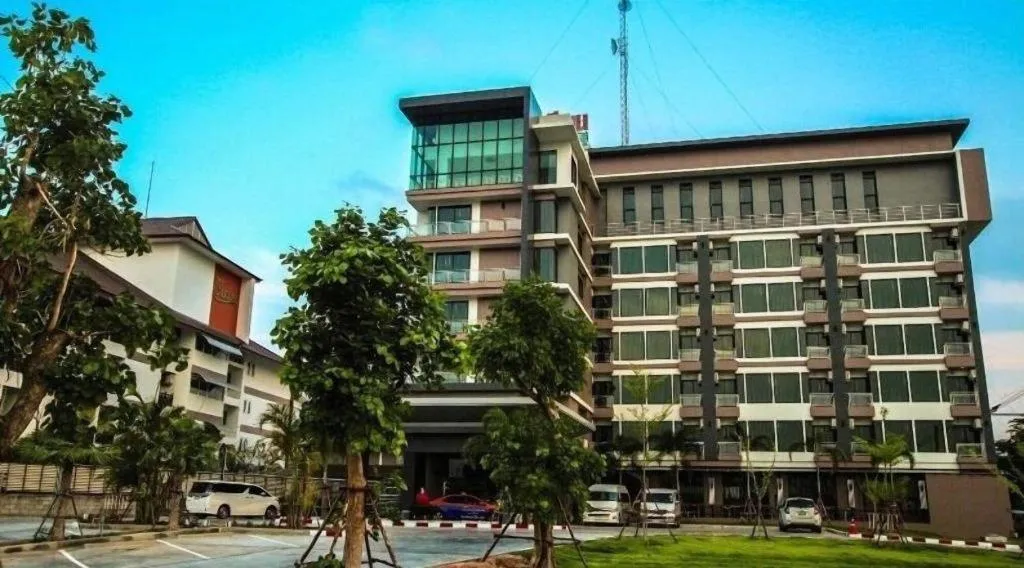 The Convenience Hotel