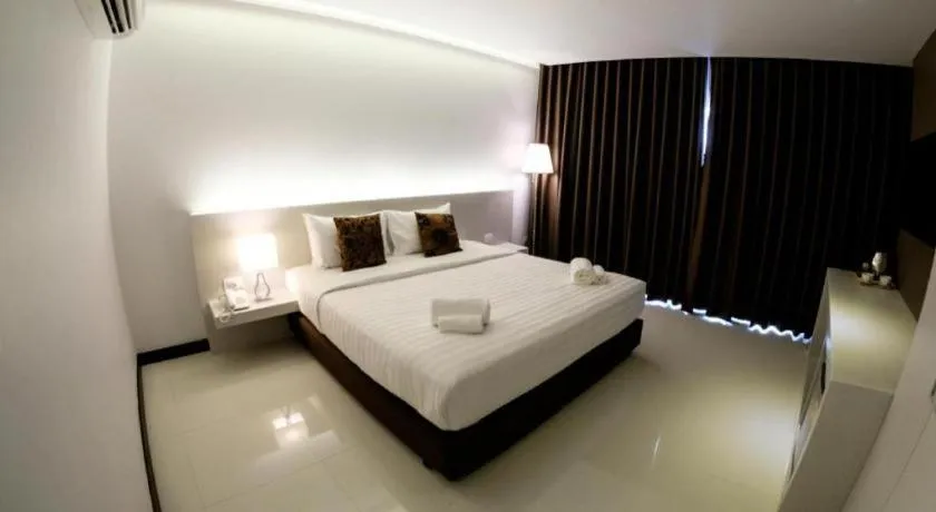 Bed in Chaisaeng Villa