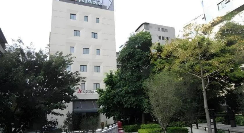 Jinjiang Inn Guangzhou Liwan Caihongqiao Metro Station