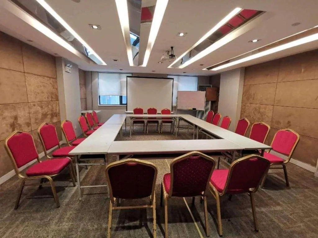 Jinjiang Inn Guangzhou Liwan Caihongqiao Metro Station