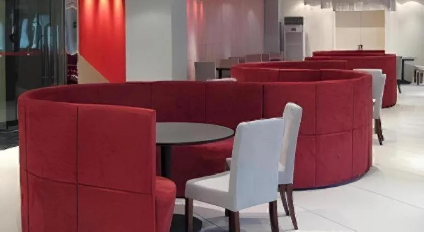 Jinjiang Inn Guangzhou Liwan Caihongqiao Metro Station