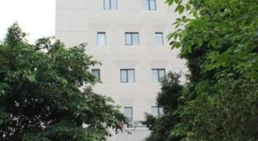 Jinjiang Inn Guangzhou Liwan Caihongqiao Metro Station