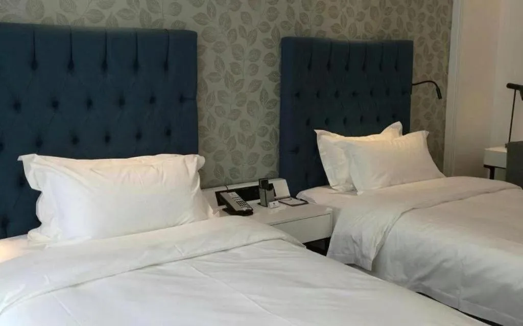 Bed in Shanghai Jinchen Hotel