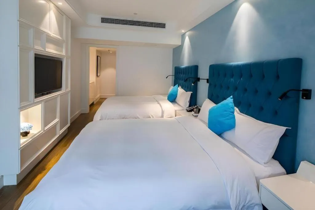 Bed in Shanghai Jinchen Hotel