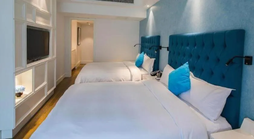 Bed in Shanghai Jinchen Hotel