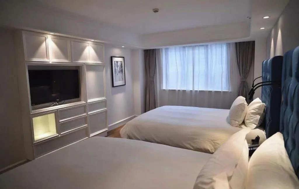 Bed in Shanghai Jinchen Hotel