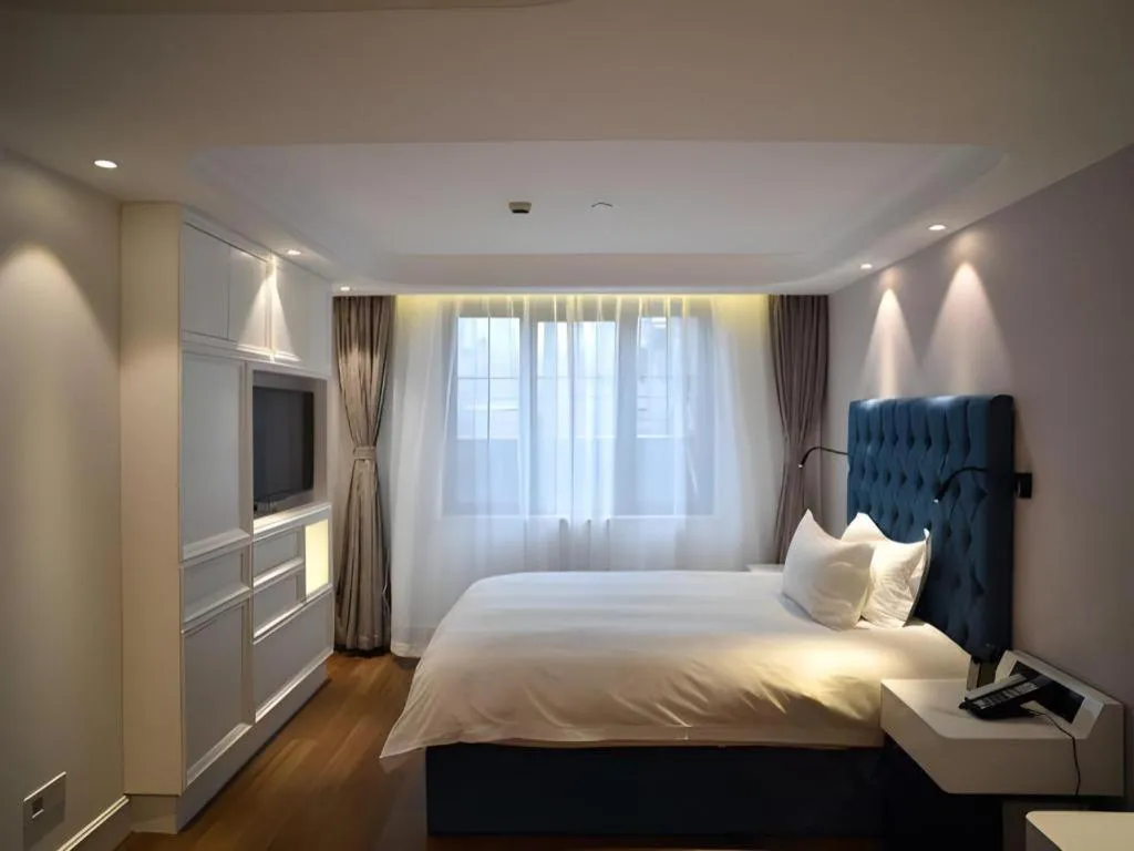 Bed in Shanghai Jinchen Hotel