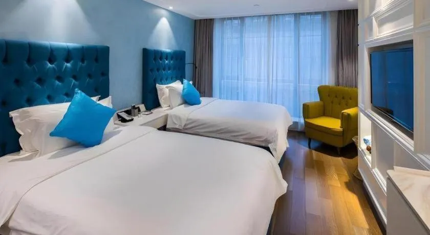 Bed in Shanghai Jinchen Hotel