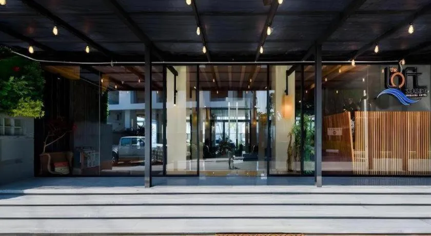 The Loft Seaside Sriracha Hotel