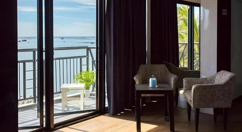 The Loft Seaside Sriracha Hotel