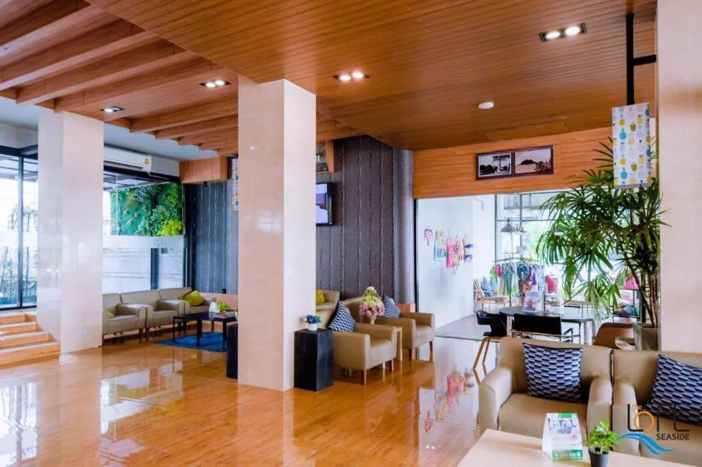 The Loft Seaside Sriracha Hotel