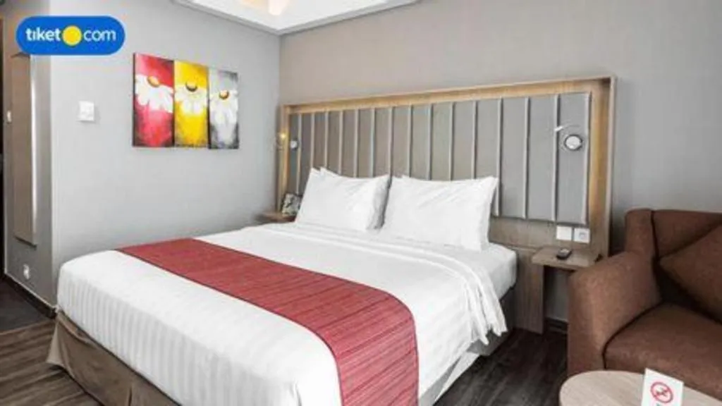 Bed in Gammara Hotel Makassar