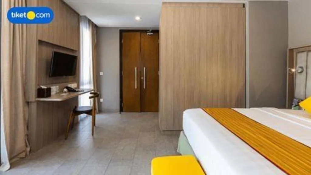 Bed in Gammara Hotel Makassar