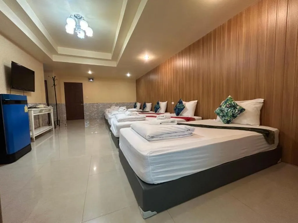 Bed in Khaoyai Kirithantip Resort