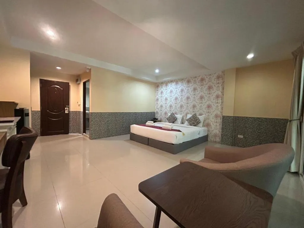 Bed in Khaoyai Kirithantip Resort