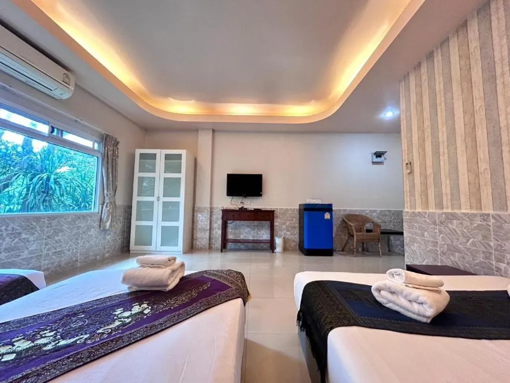 Bed in Khaoyai Kirithantip Resort