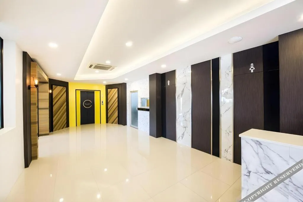 Bed in The Circle Hotel