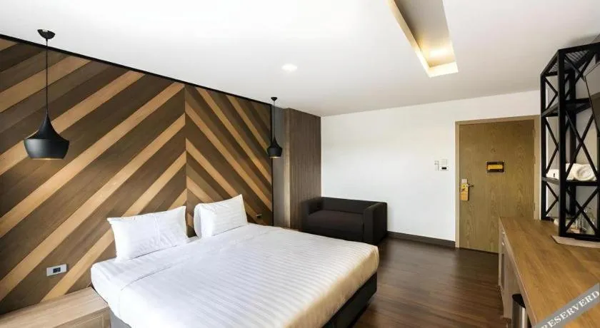 Bed in The Circle Hotel