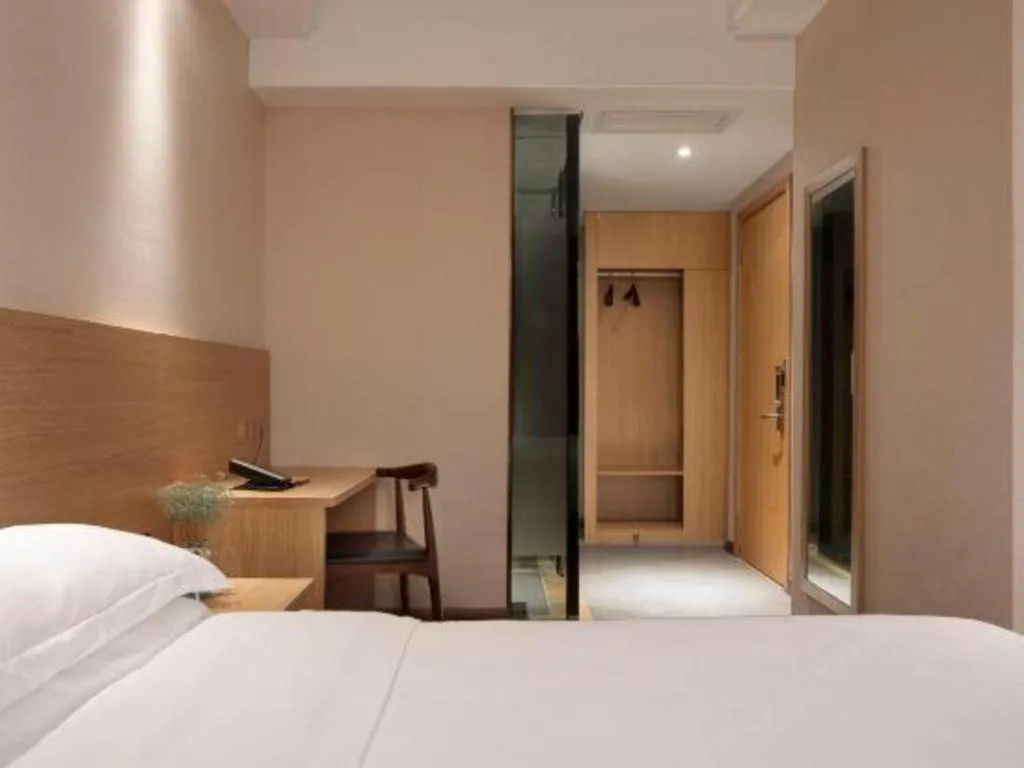 Bed in T Social Hotel Guangzhou Railway Station Branch
