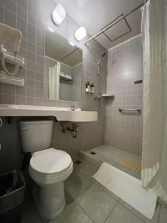 Jinjiang Inn Yueyang Railway Station