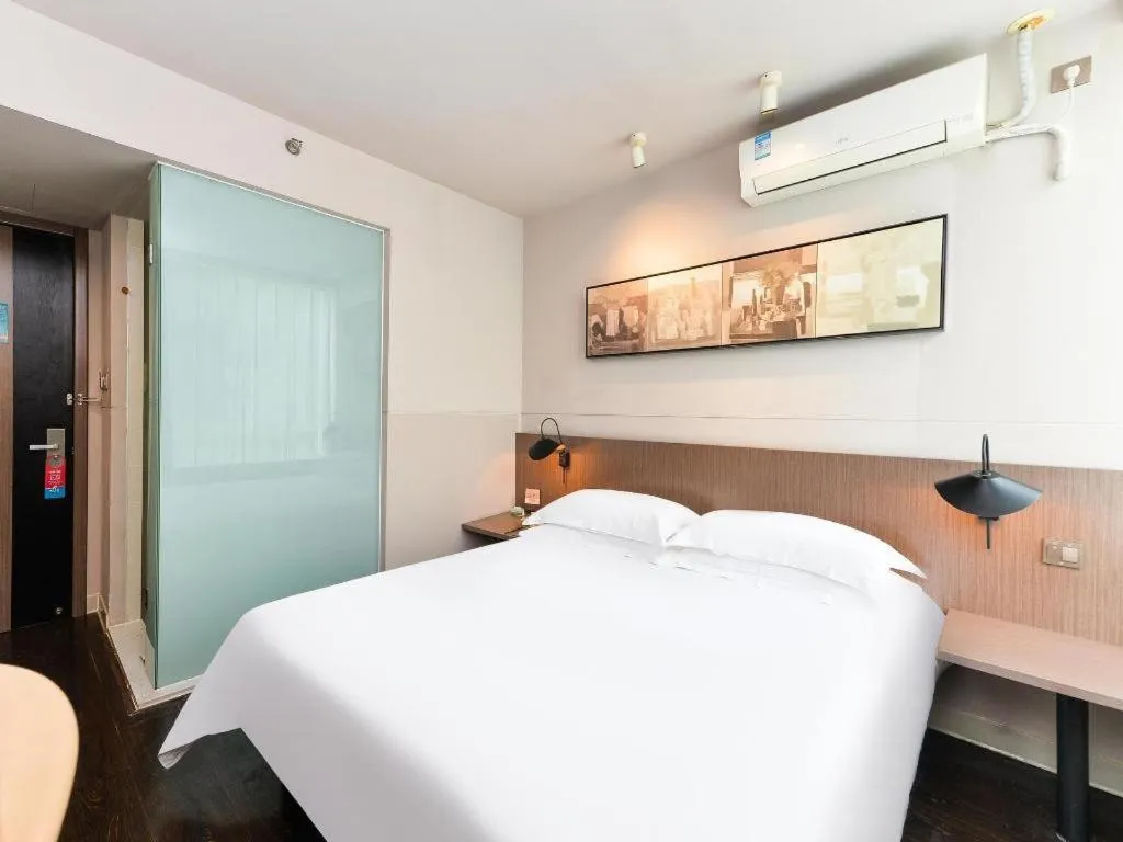 Bed in Jinjiang Inn Select Shanghai Zhangjiang High Tech Park Branch