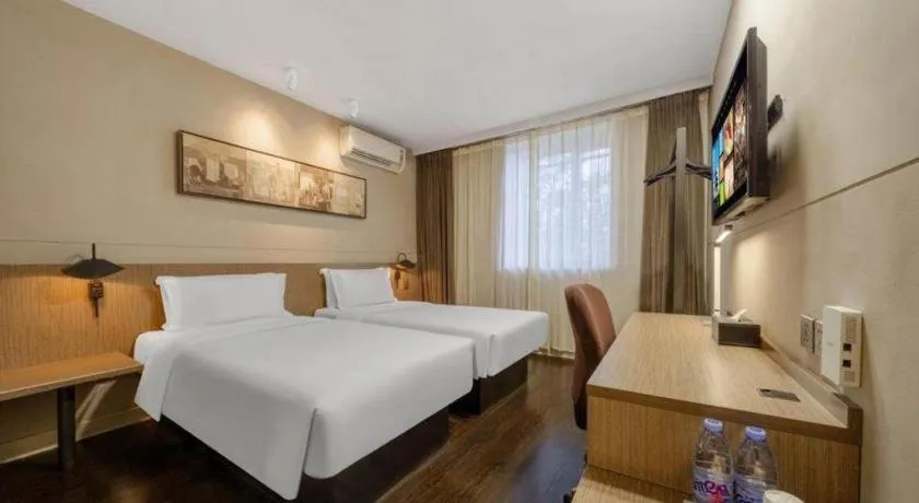 Bed in Jinjiang Inn Select Shanghai Expo Park Dezhou Road