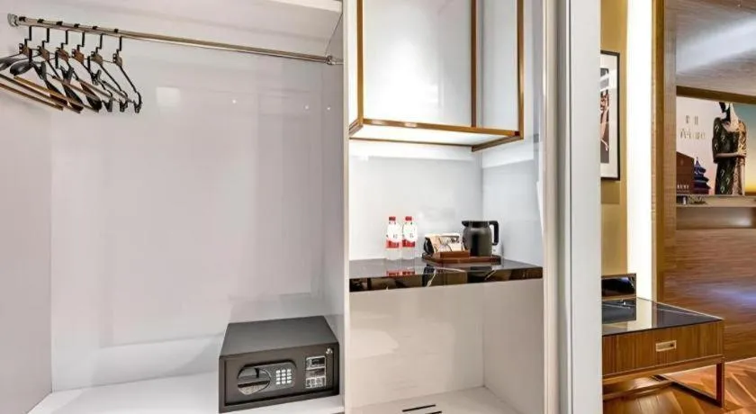 Jinjiang Metropolo Shaoxing Keqiao Wanda Plaza