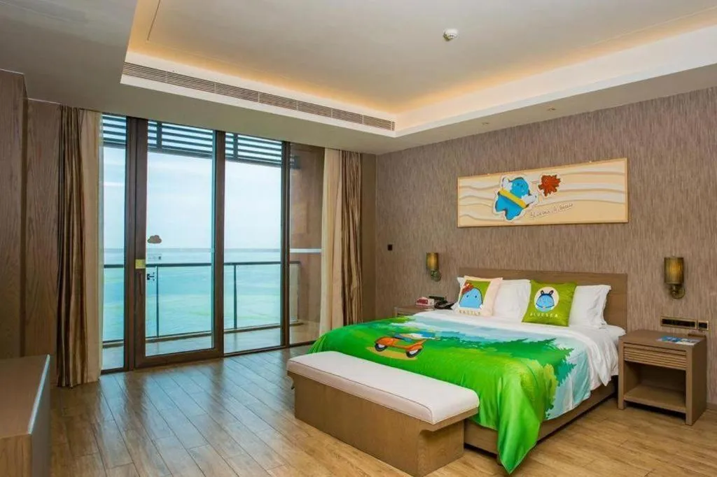 Bed in Mangrove Tree Resort World Qingdao