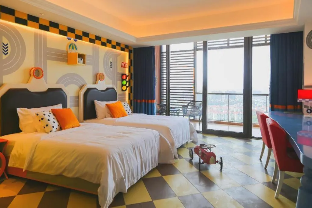 Bed in Mangrove Tree Resort World Qingdao