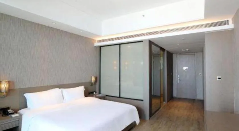 Bed in Mangrove Tree Resort World Qingdao