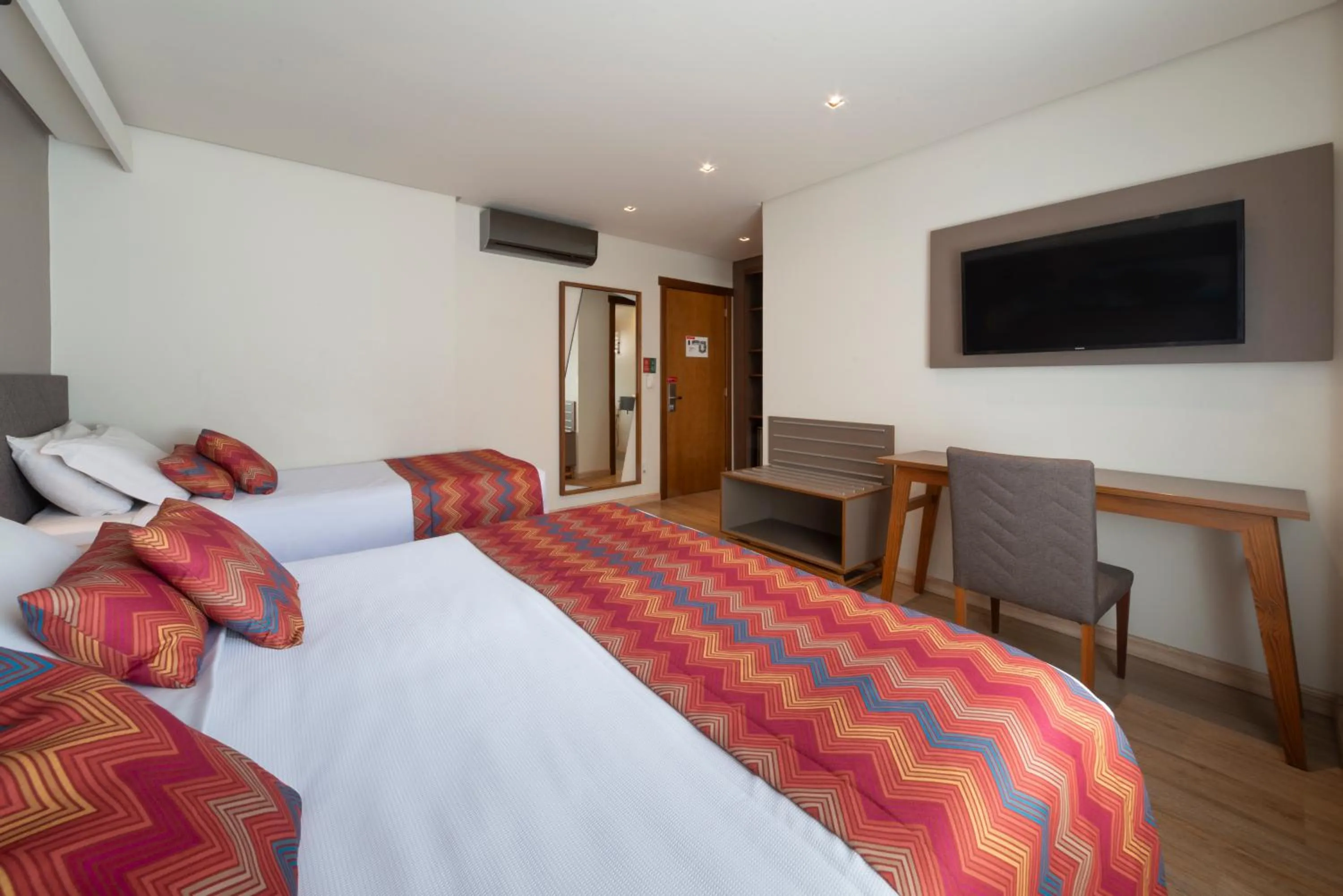 Bedroom, Bed in Hotel Laghetto Stilo Centro