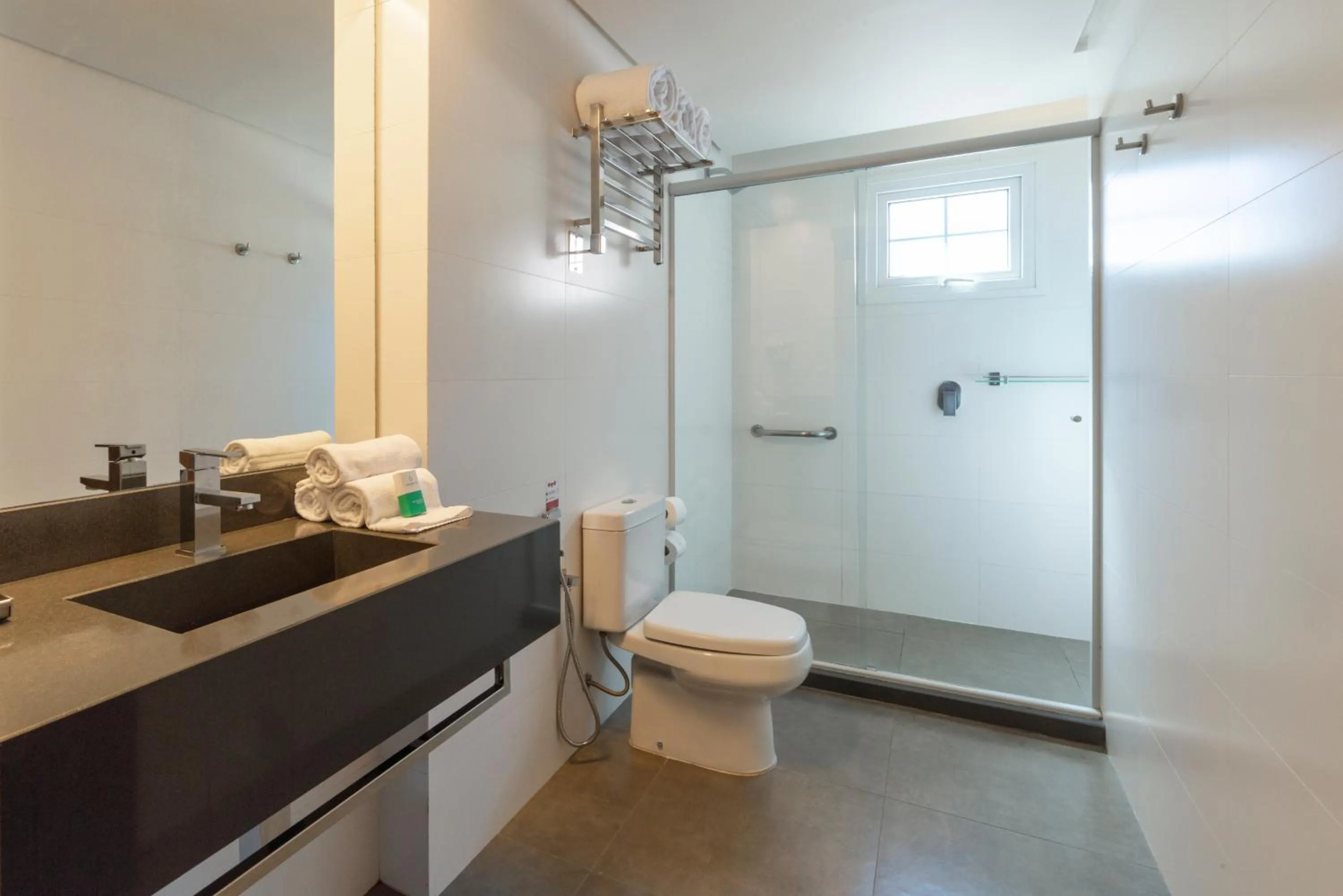 Bathroom in Hotel Laghetto Stilo Centro