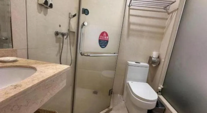 GreenTree Inn Shenzhen Guanggang Port Futian South Road Express Hotel