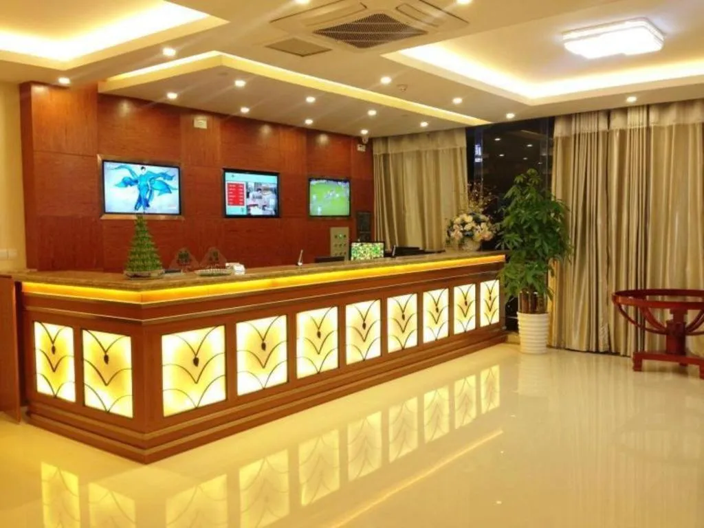 GreenTree Inn Shenzhen Guanggang Port Futian South Road Express Hotel