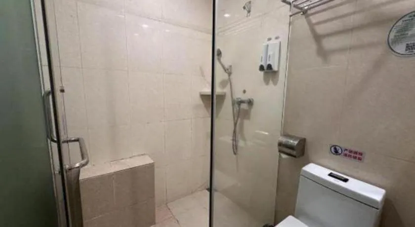 GreenTree Inn Shenzhen Guanggang Port Futian South Road Express Hotel