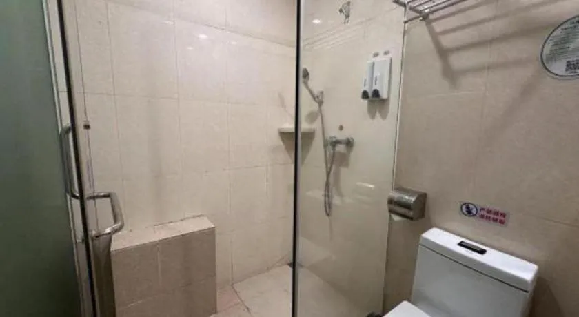 GreenTree Inn Shenzhen Guanggang Port Futian South Road Express Hotel