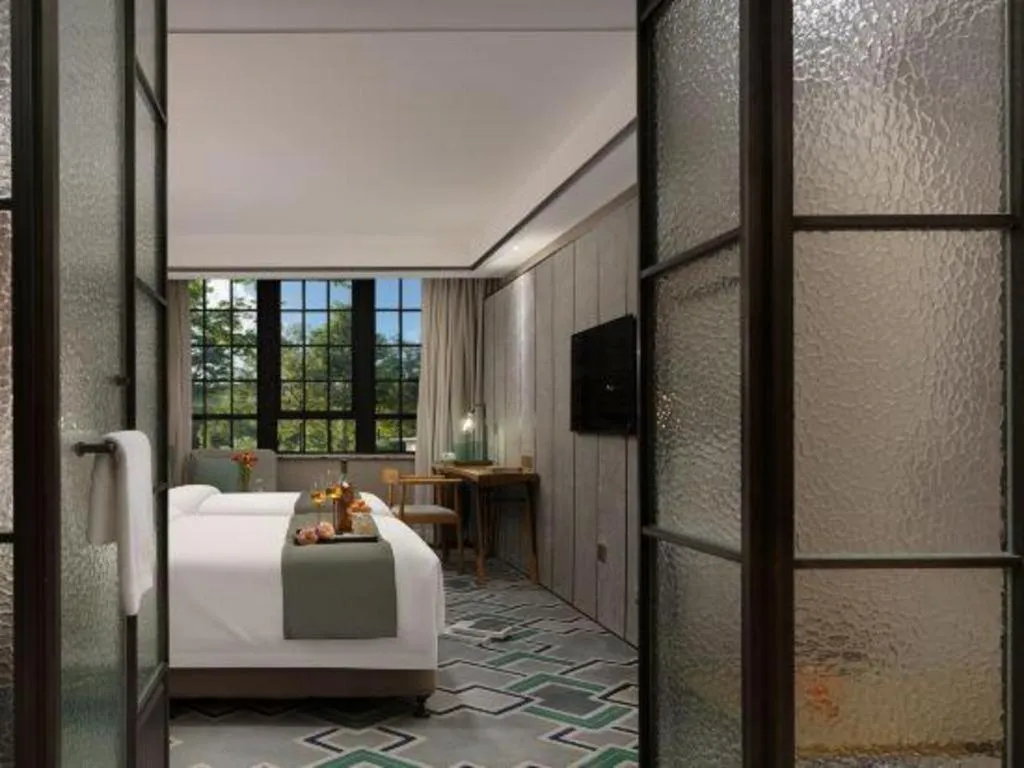 Bed in Hangzhou Cosy Park Hotel